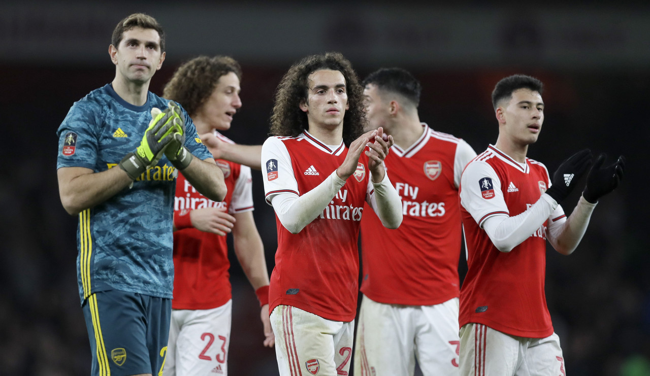 只差一场，若昂-佩德罗将成为第31位达成英超百场的巴西球员（再战一场，若昂-佩德罗将成英超百场第31位巴西球员）