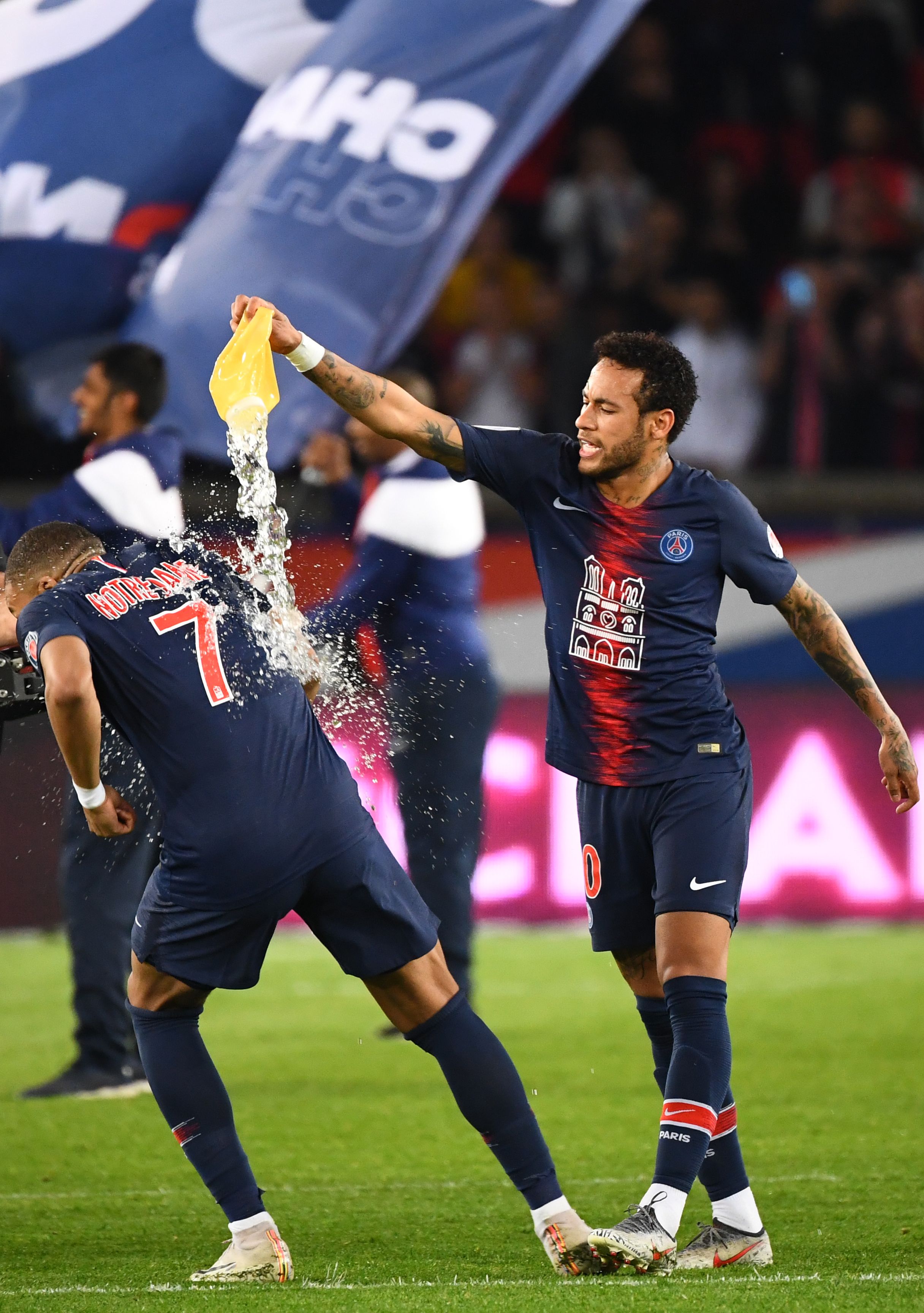 火箭两大角色球员发力，史密斯攻防全面提升，亚当斯篮板稳如磐石