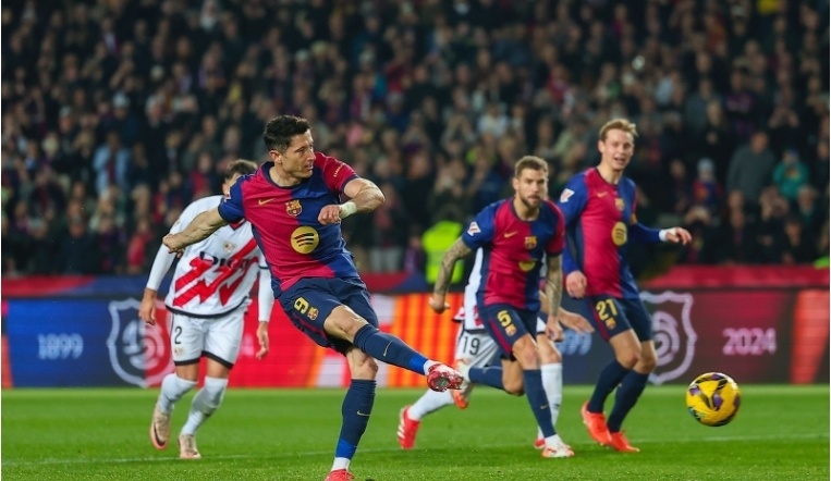 念旧️#梅西重回诺坎普 #梅西参观新诺坎普 #梅西