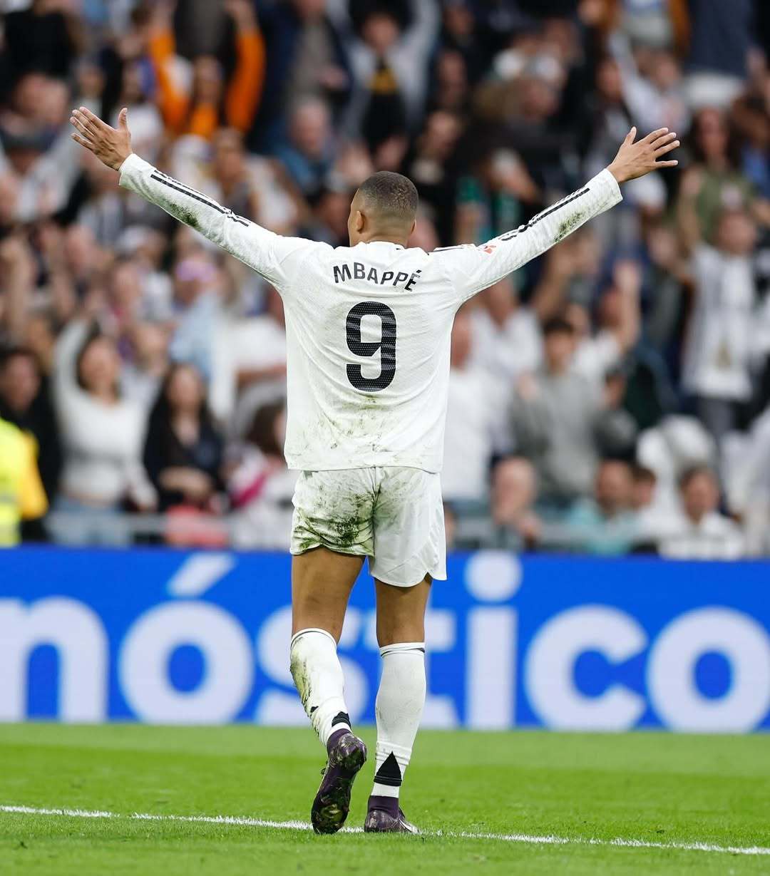 高层力挺斯洛特！利物浦敲定萨拉赫处罚，埃及球星恐无缘最后两战