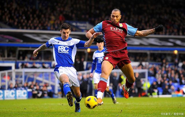 官方：李海新当选2025赛季中超金哨，唐顺齐当选银哨，傅明当选铜哨（中超官方公布2025赛季裁判评选：李海新获金哨，唐顺齐获银哨，傅明获铜哨）