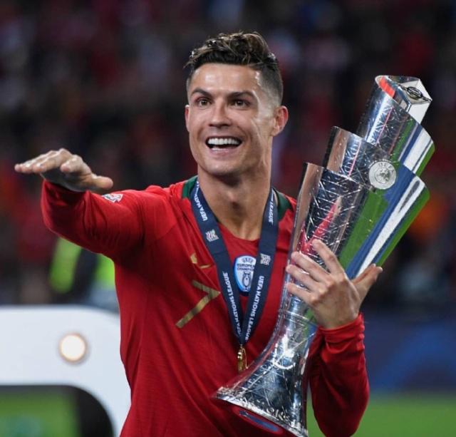 邮报：利马尚未准备好回归；奥纳纳预计对紫百合时复出